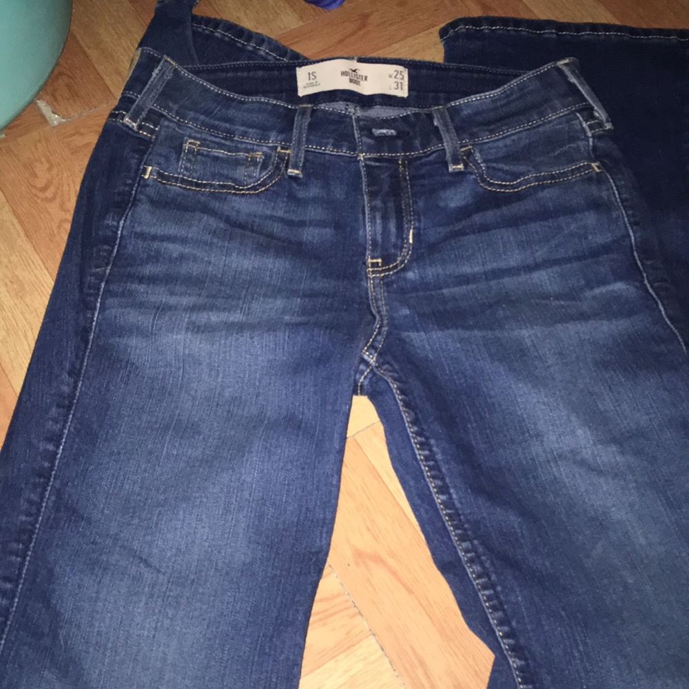 Hollister pants.